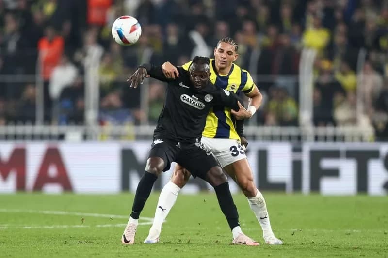 Soi kèo tài xỉu Rangers vs Fenerbahce 